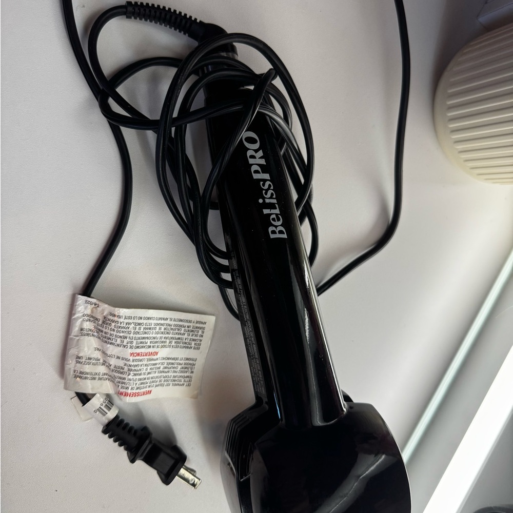 BellissPro Professional Black automatic rotating curler